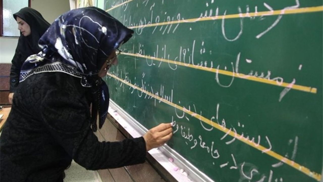 کاهش بی‌سوادی با استفاده از ظرفیت مدارس آموزش از راه دور