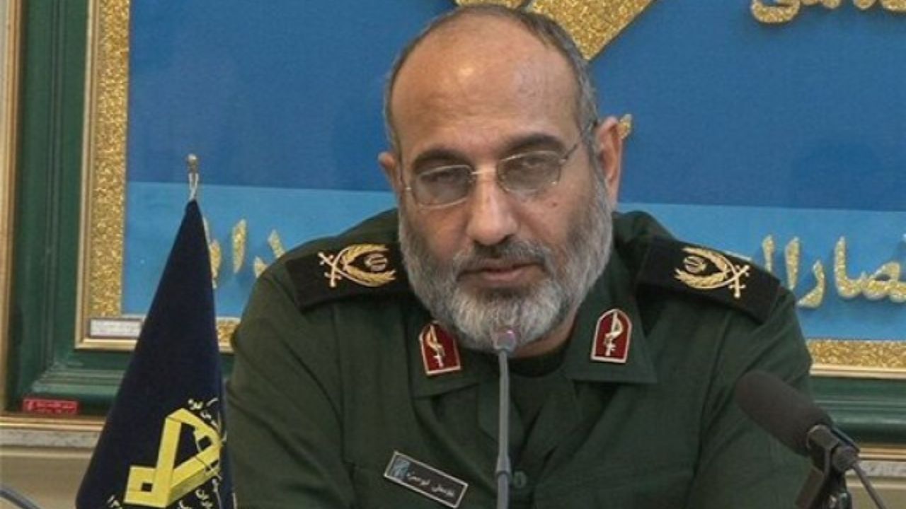 نمی‌گذاریم مرده‌های متحرک را به مجلس بفرستید/ با پول رأی بخرید، دست‌تان را رو خواهیم کرد/ همه جریاناتی که در مقابل نظام ایستاده‌اند می‌گویند ما اصلاح‌طلب هستیم