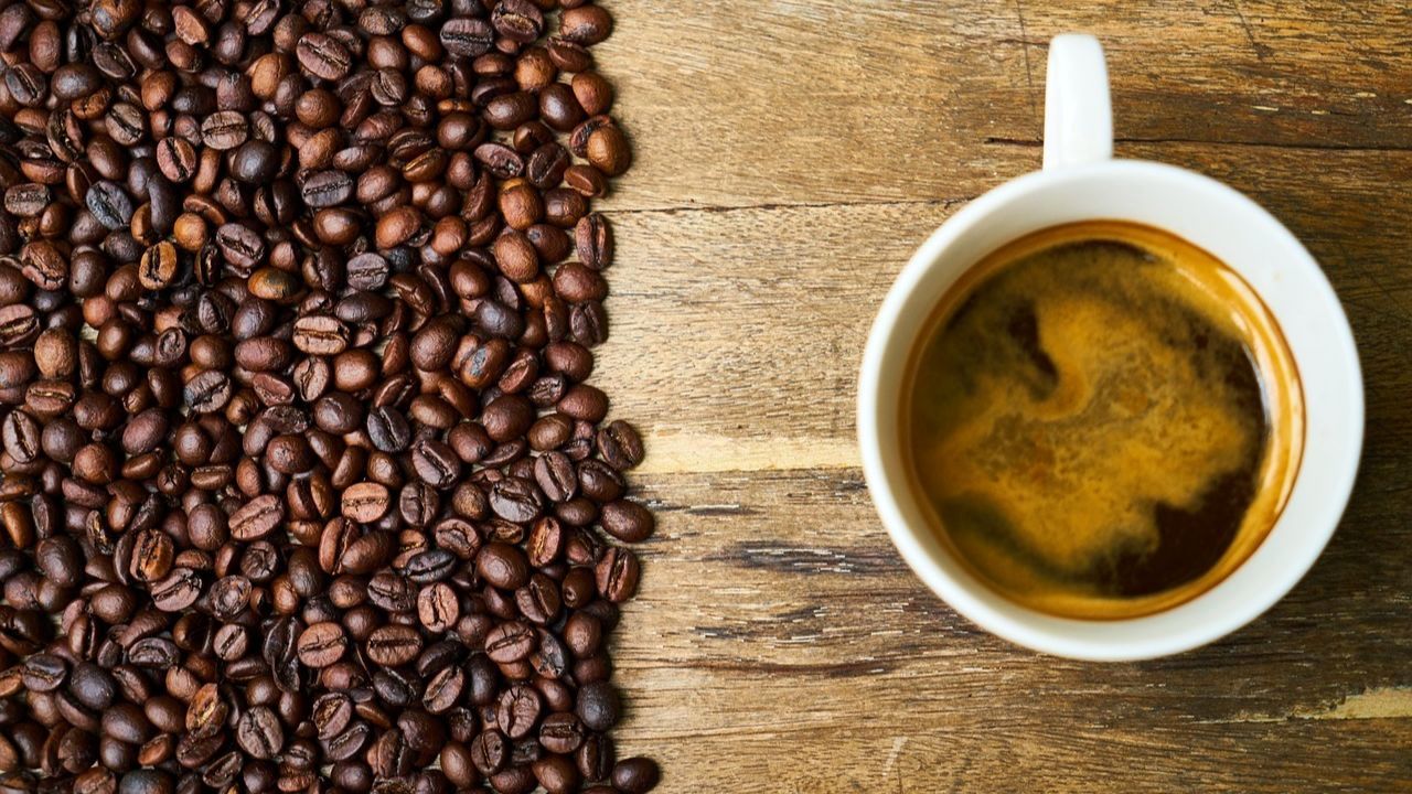 مصرف چه مقدار کافئین در روز مجاز است؟
