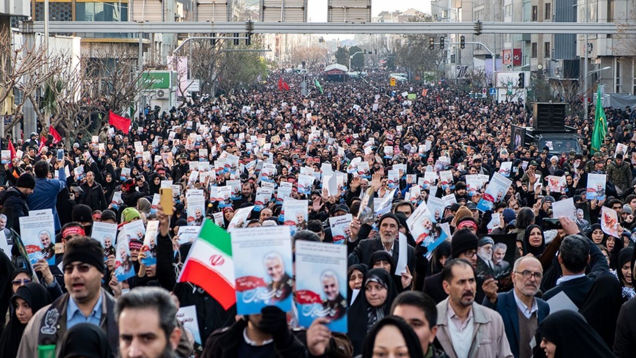 خبرنگار ام‌اس‌ان‌بی‌سی : دستور ترامپ برای ترور سلیمانی نتیجه عکس می‌دهد
