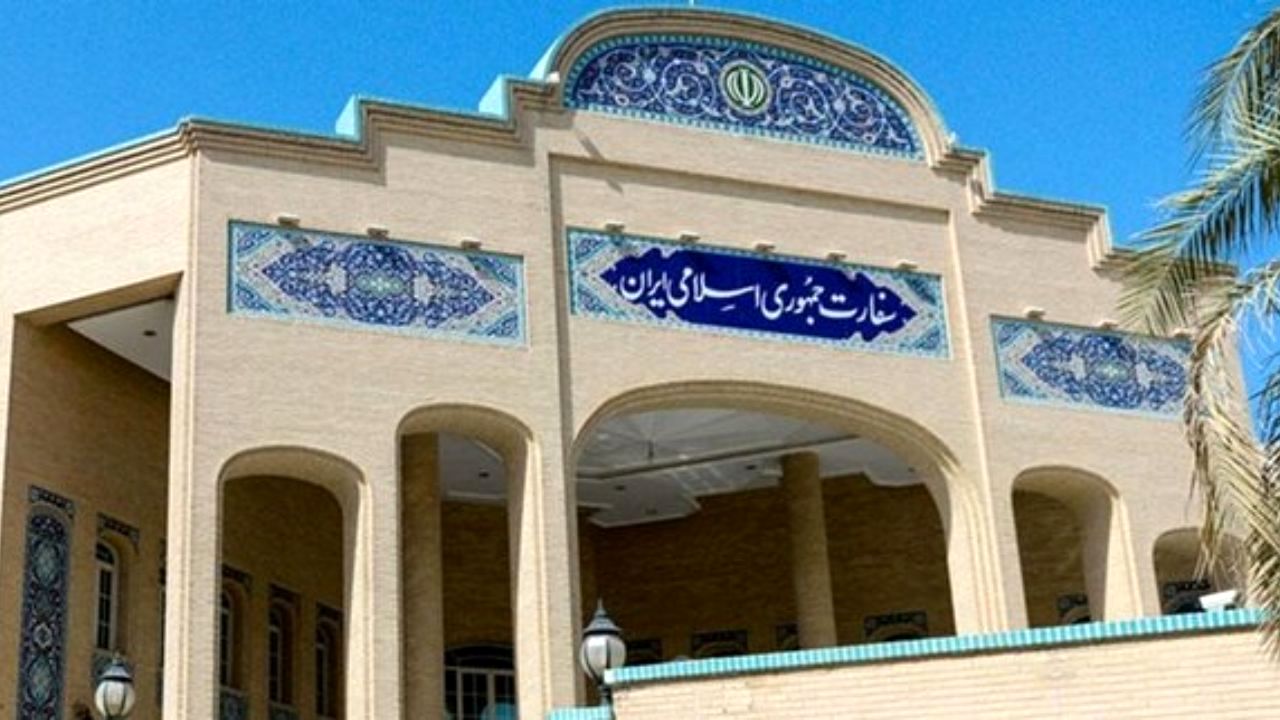 اسکای‌نیوز: به خودروی سفارت ایران در بغداد حمله شده است