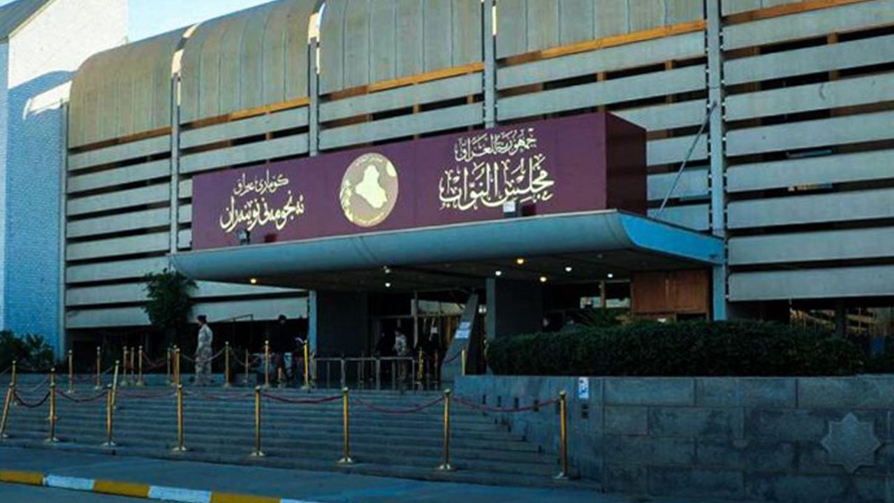 کمیسیون امنیت و دفاع پارلمان عراق: درصدد عقد قراردادهای تسلیحاتی جدید هستیم
