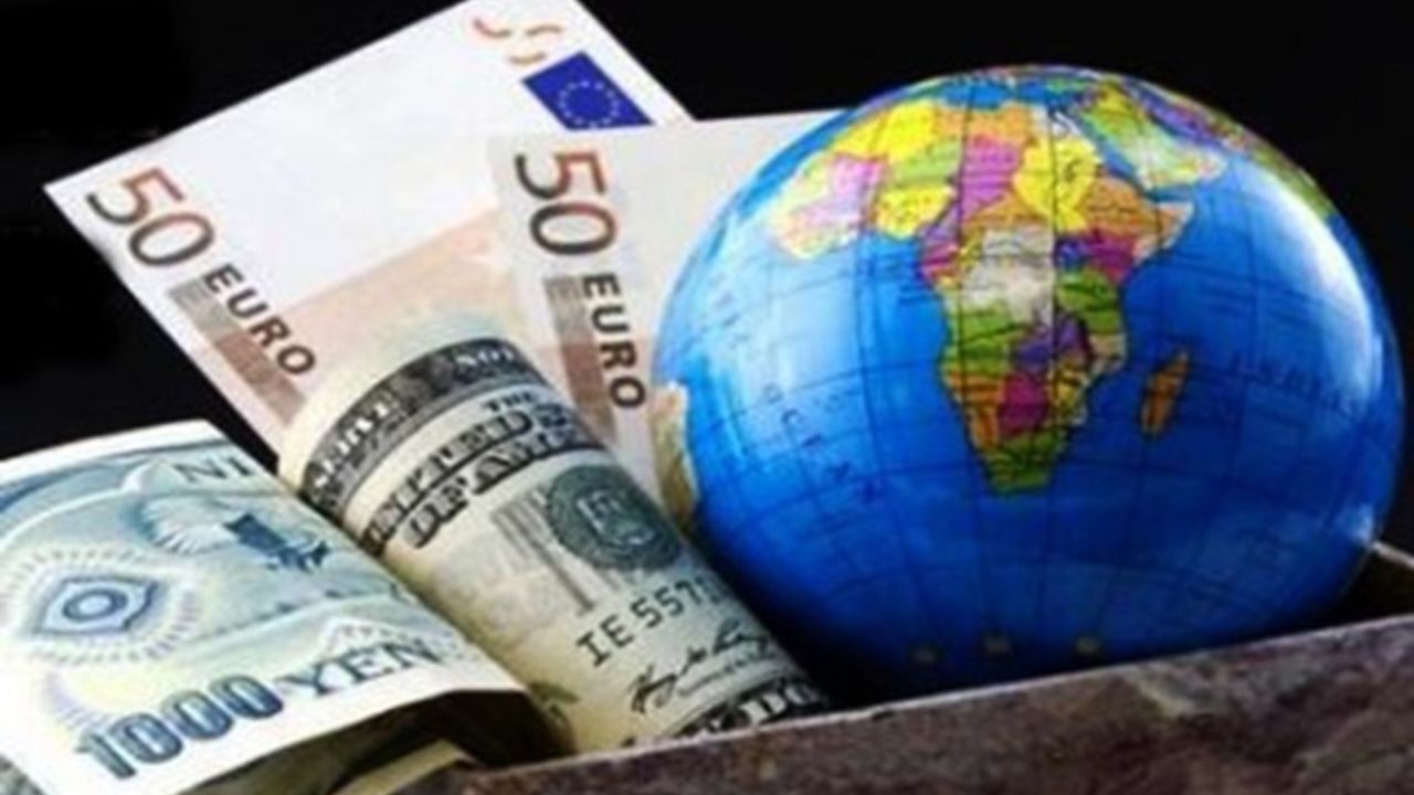 نگاه نئولیبرالی پوپولیستی نهادهای داخلی را تضعیف کرد/ این نوع کسری بودجه کشور را وابسته خارج می‌کند/ سرمایه‌های انسانی و اجتماعی روز به روز از بین می‌روند