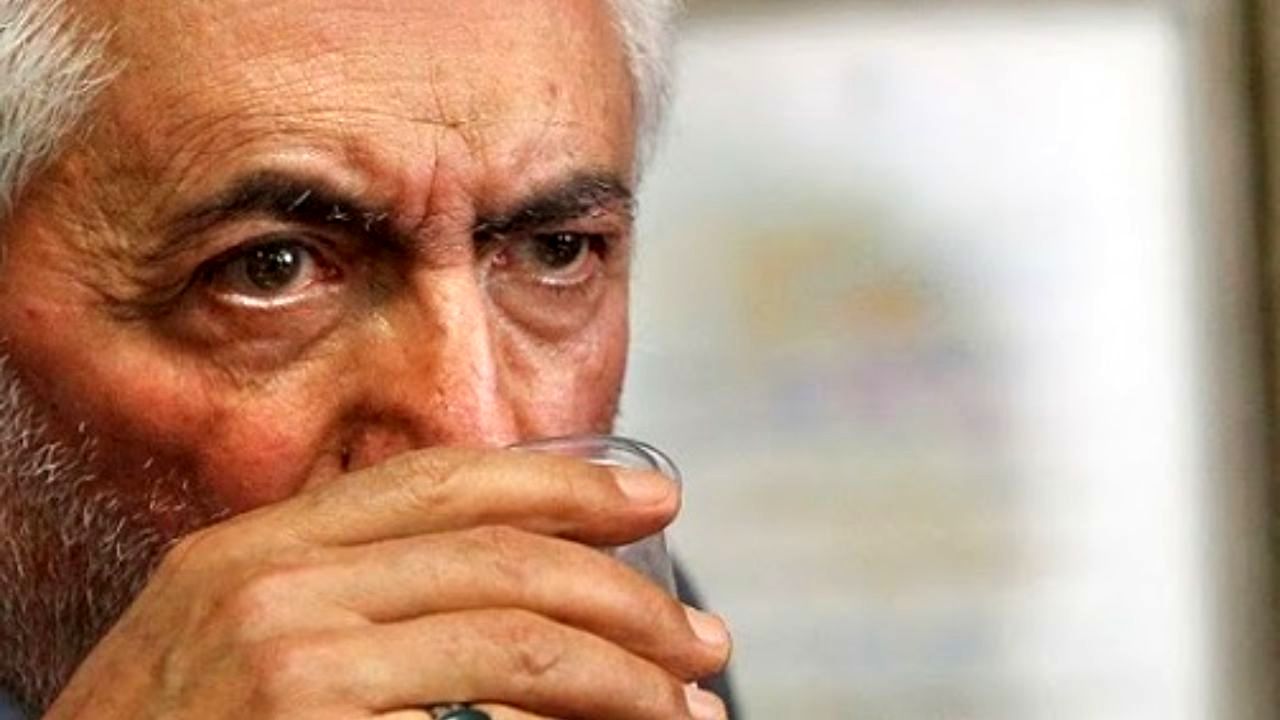 فرانسوی‌ها از مسلح نبودن دشمنان نهضت تعجب می‌کردند