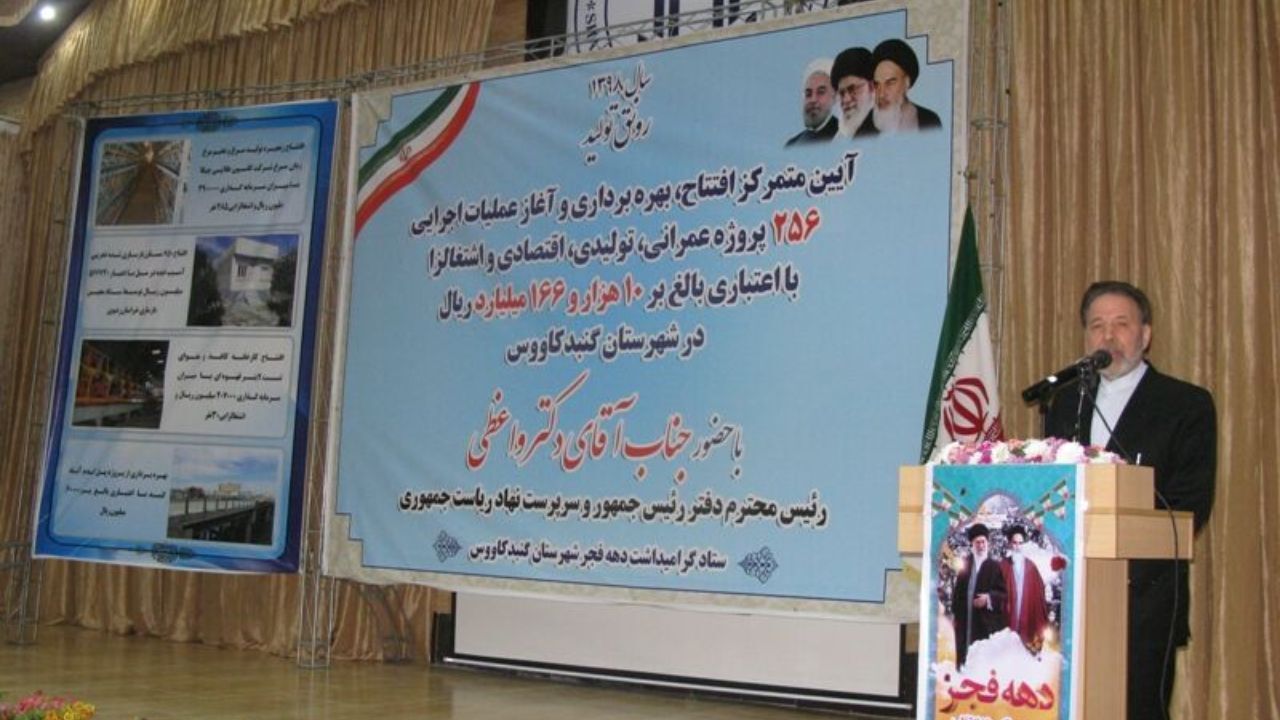 کشور به کارگاه بزرگ سازندگی تبدیل شده است