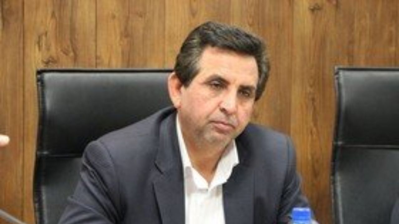 فرصت نمایندگی باید در اختیار متخصصان باشد/ کاندیداها شعار توخالی ندهند