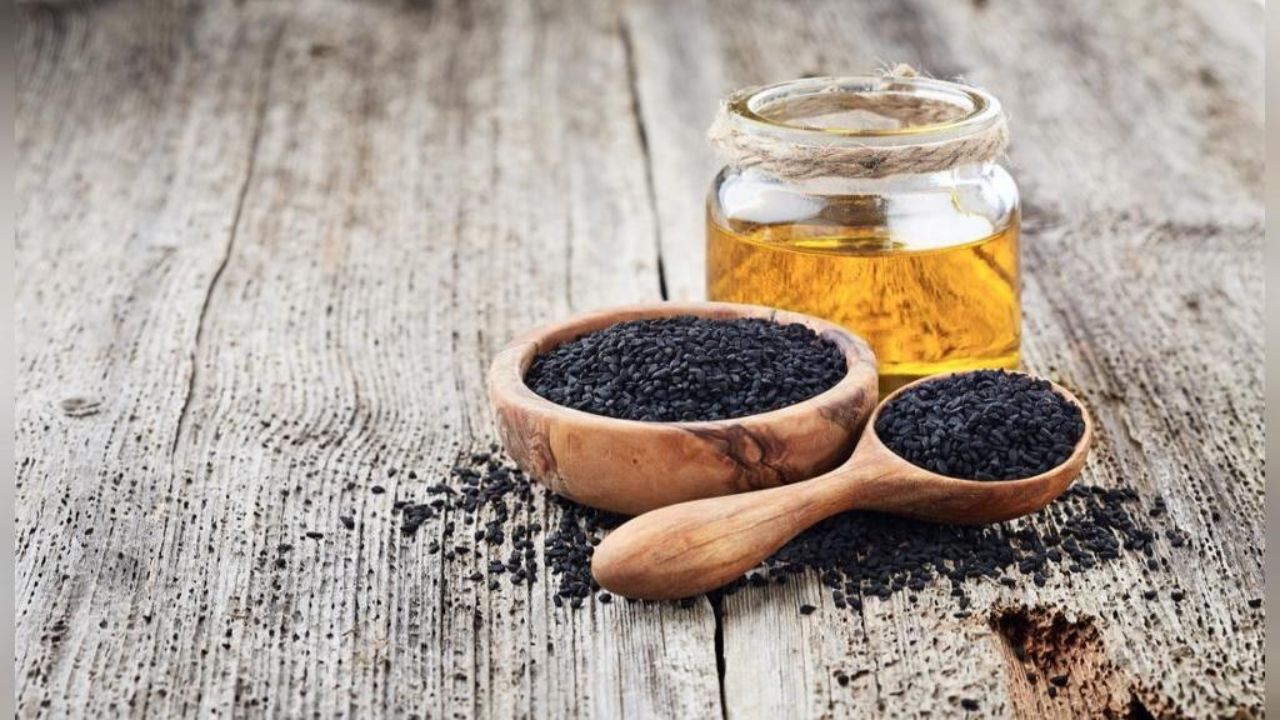 مصرف روغن سیاه‌دانه بر کبد چرب غیرالکلی چه تاثیری دارد؟