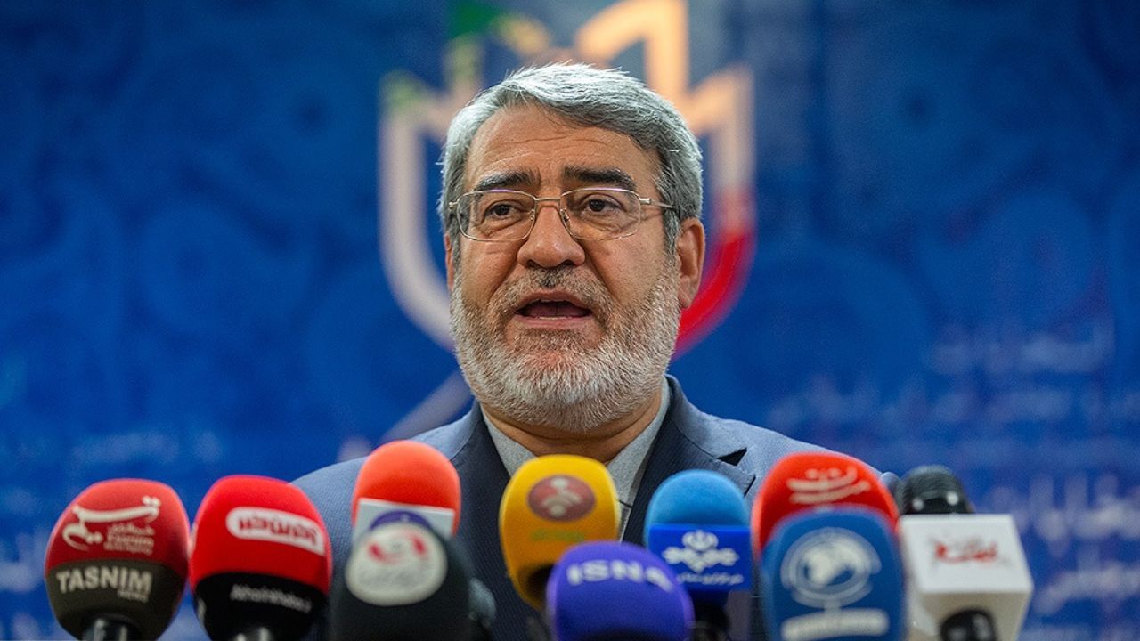 چرا مشارکت مردم در انتخابات پایین بود؟/ مشارکت 42/57 درصدی در انتخابات/ مشارکت در شهر تهران 25.4 درصد/ میزان مشارکت مردم با توجه به حوادث آبان و دی، سقوط هواپیما و کرونا کاملا قابل قبول است/ 24 میلیون و 512 هزار و 404 نفر در انتخابات دوم اسفند شرکت کردند/