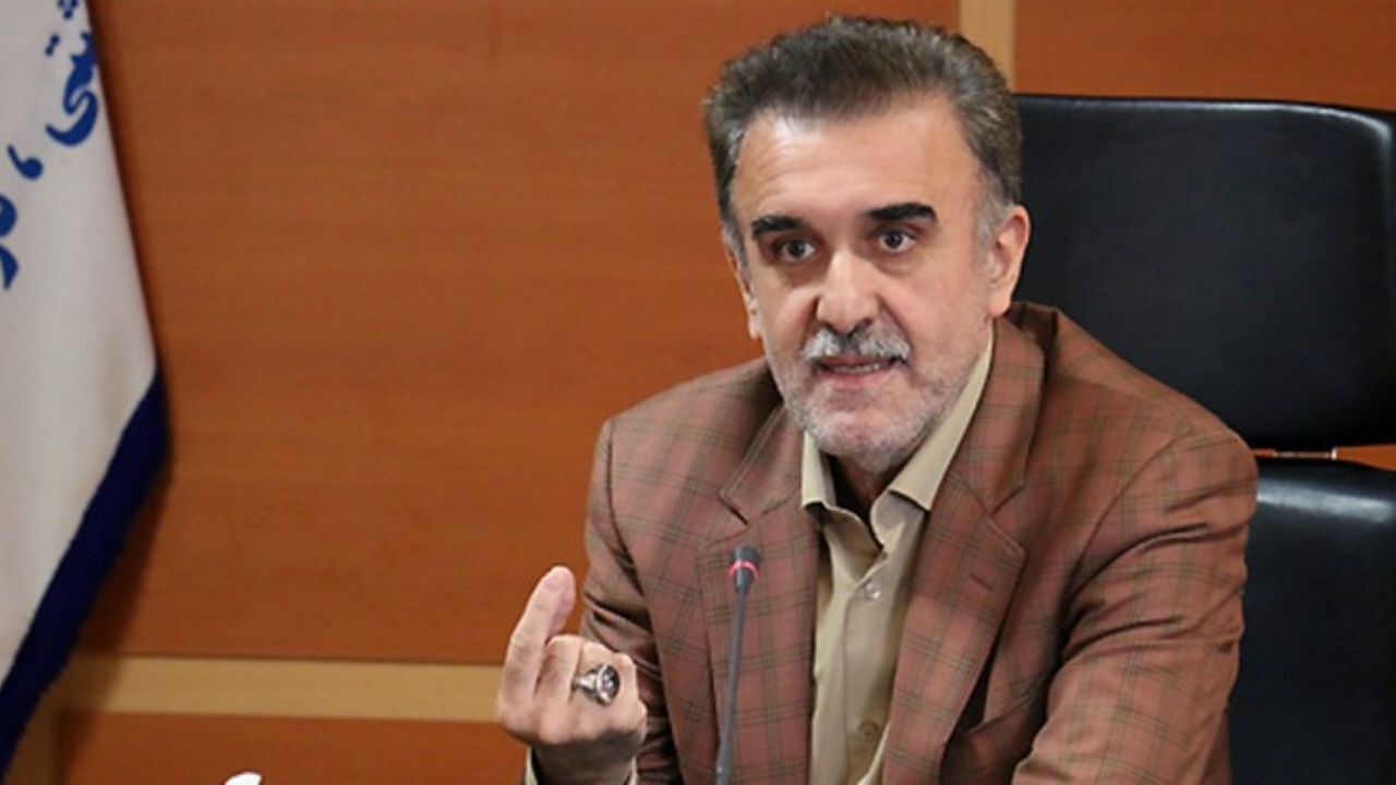رئیس دانشگاه علوم پزشکی قم قرنطینه شد
