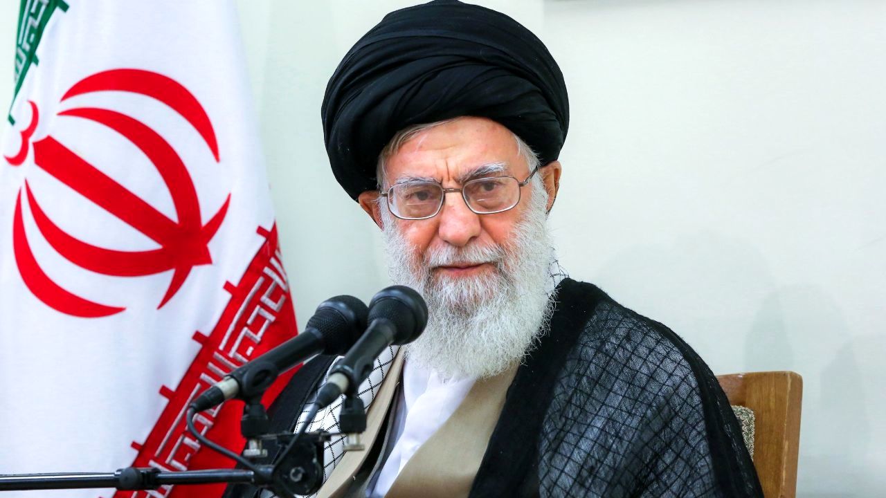 رهبر انقلاب با ادامه سرپرستی وزارت جهاد کشاورزی موافقت کردند