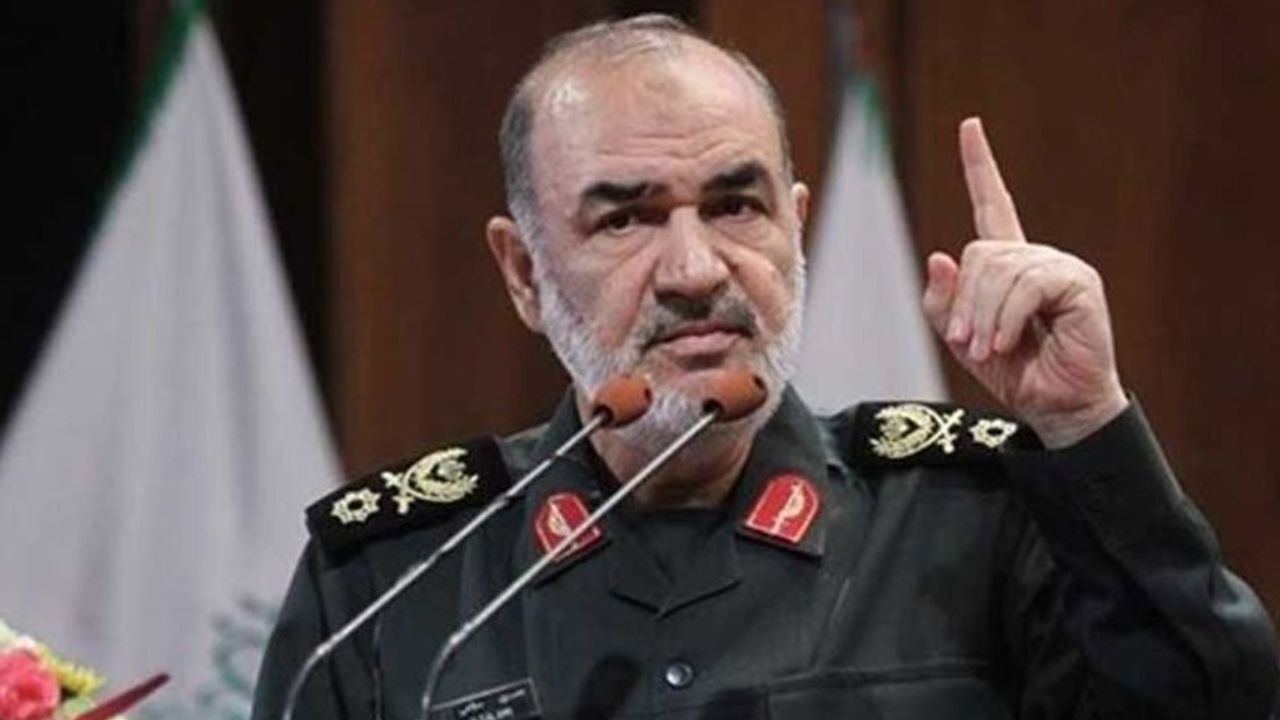 ایرانی‌ها هیچگاه مستکبران را خویشاوند خود نمی‌دانند