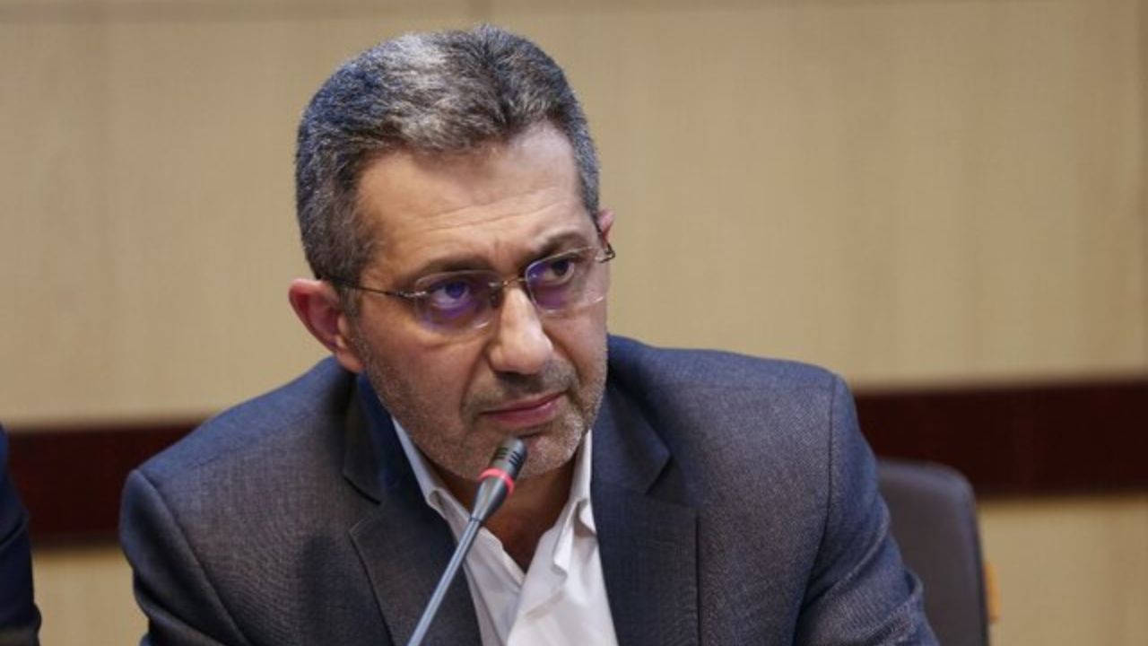 کرونا در بدبینانه‌ترین حالت تا خرداد ادامه خواهد داشت / لزوم لغو تمامی بازی‌های ورزشی