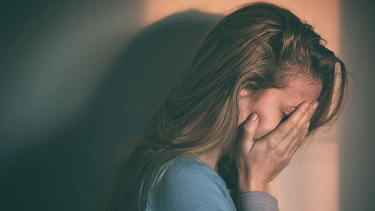 چه راهی برای کاهش اضطراب دختران وجود دارد؟