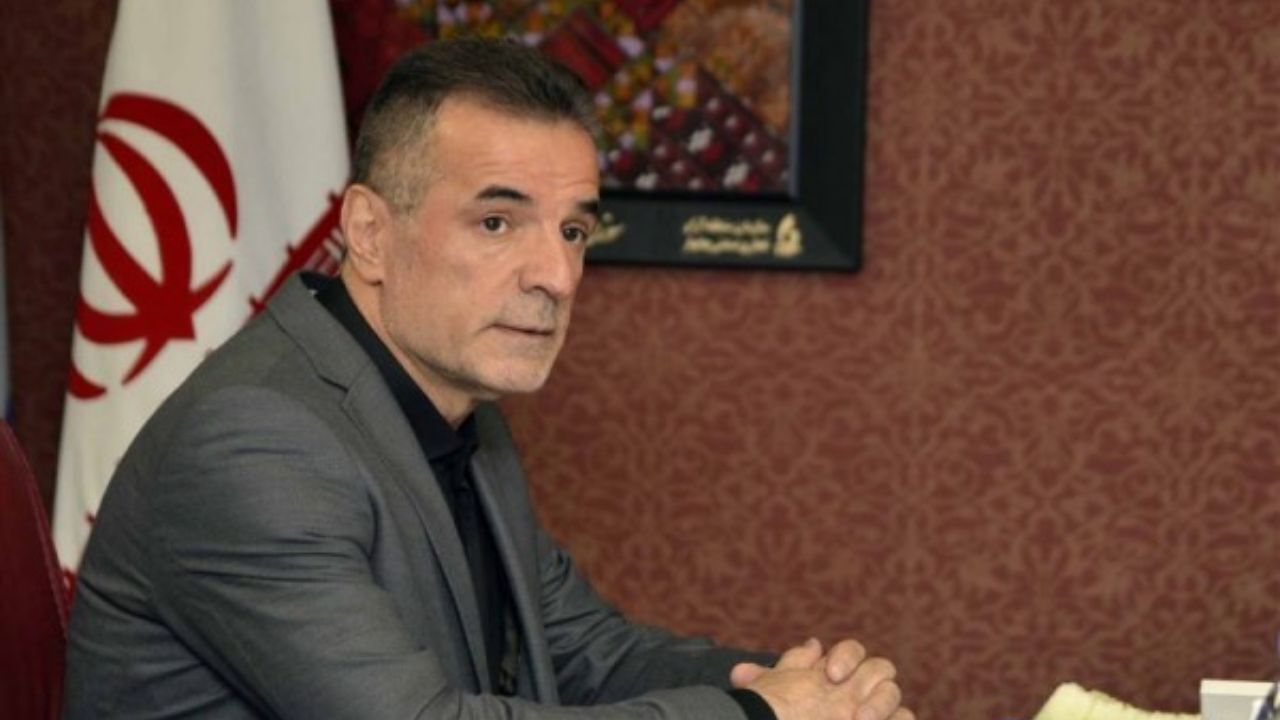 مدیران ورزش ایران دوست ندارند پرسپولیس و استقلال سروسامان بگیرند/ با جدایی انصاری‌فرد هیچ اتفاقی برای پرسپولیس رخ نمی‌دهد/ مشکل اصلی انصاری‌فرد در این مدت خرید آنتونی استوکس بود