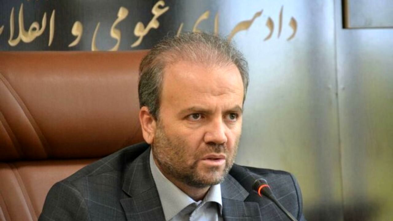 قطع زنجیره انتقال کرونا از طریق در خانه ماندن مردم حاصل خواهد شد/ مردم نگران نباشند، مشکلی در تامین مایحتاج نداریم