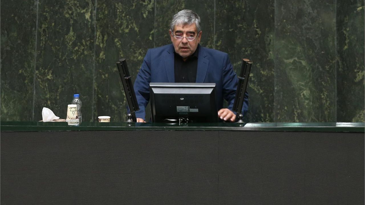 کرونا و ترامپ دو ویروسی هستند که کشور به آنها دچار است