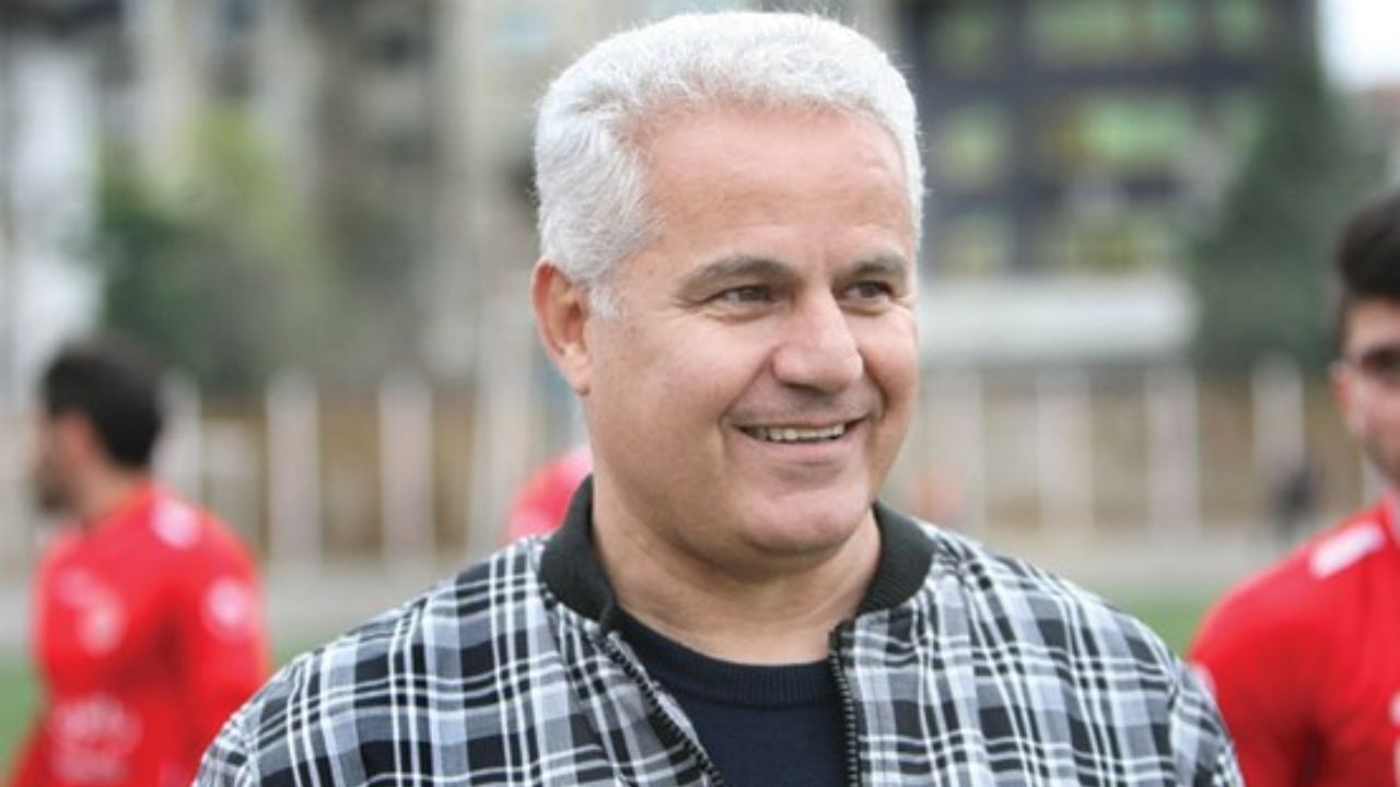 ضعف مدیریت در پرسپولیس دلال‌ها را به نان و نوا رسانده است