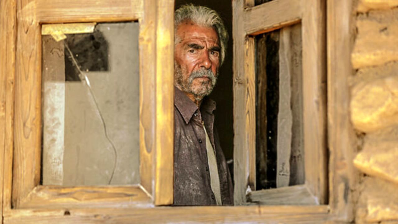 تصمیم حاتمی‌کیا فتح بابی برای شکست انحصار نمایش در سینما است