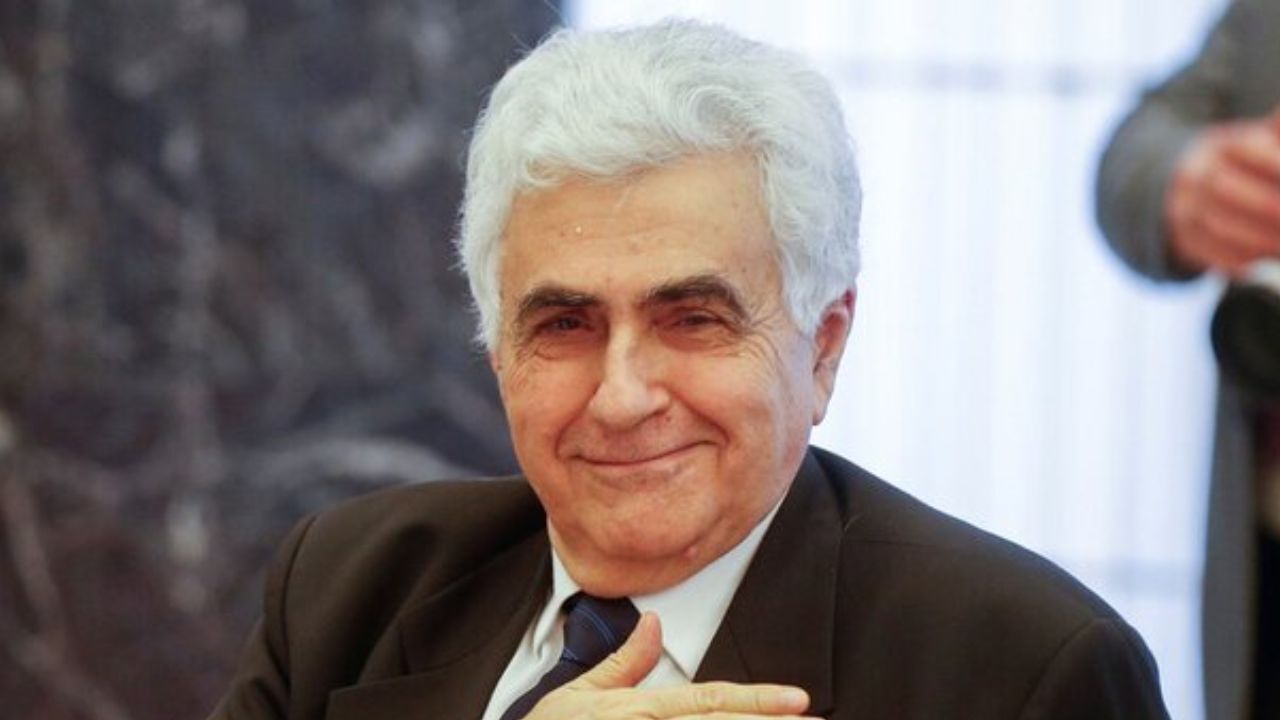 لبنان با اسرائیل در حالت جنگ قرار دارد