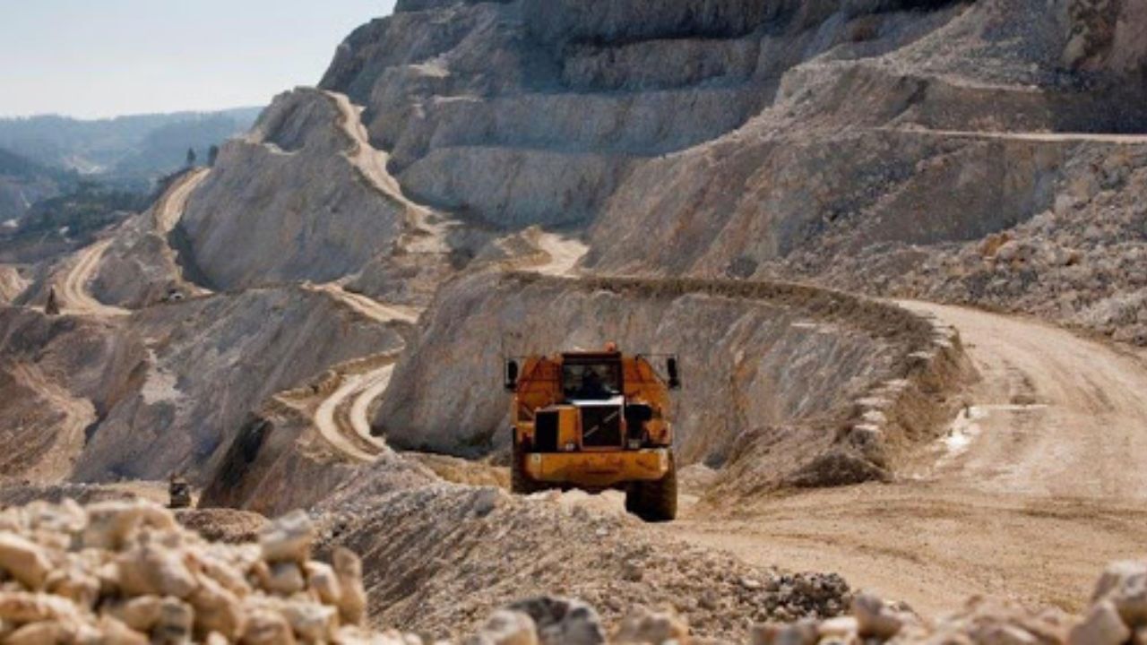 افزایش 10 میلیارد تنی اکتشافات معدنی کشور