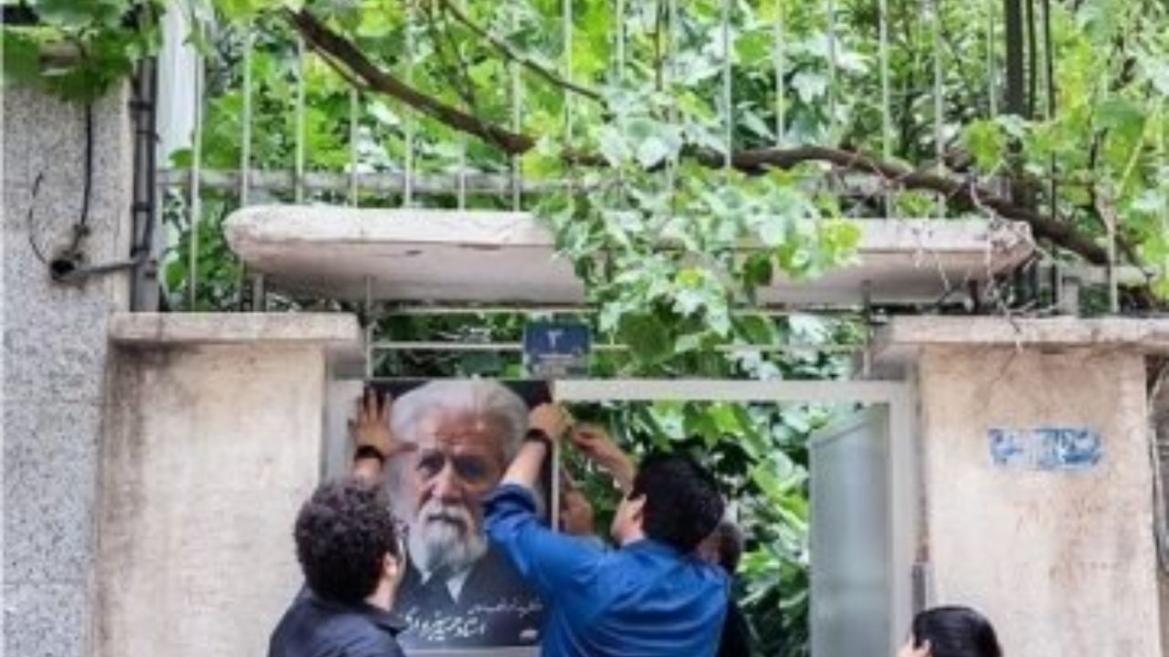 مقصر تخریب خانه شاعر انقلابی شهرداری بود؟