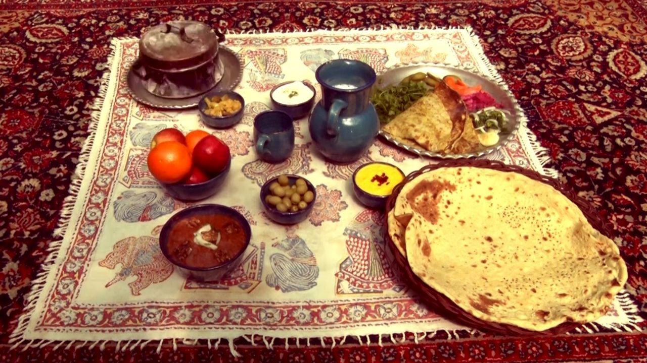 افطار و سحر چه غذاهایی بخوریم؟