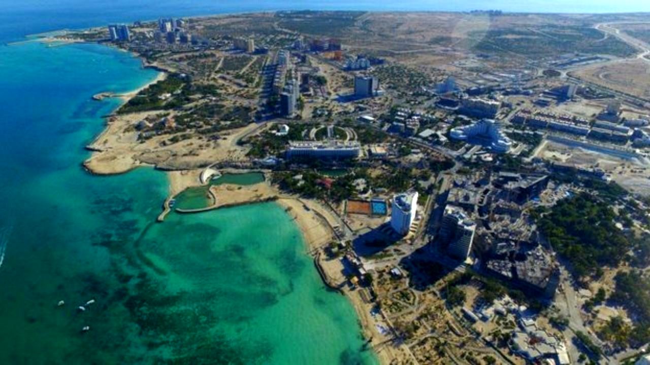 بررسی طرح اختلافی مناطق آزاد و ویژه اقتصادی در مجمع تشخیص مصلحت