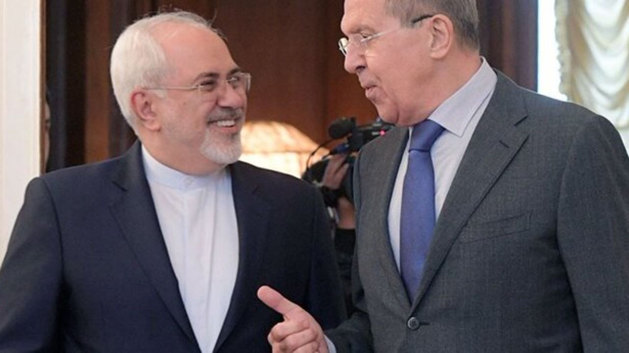 ظریف روز ملی فدراسیون روسیه را به لاوروف تبریک گفت