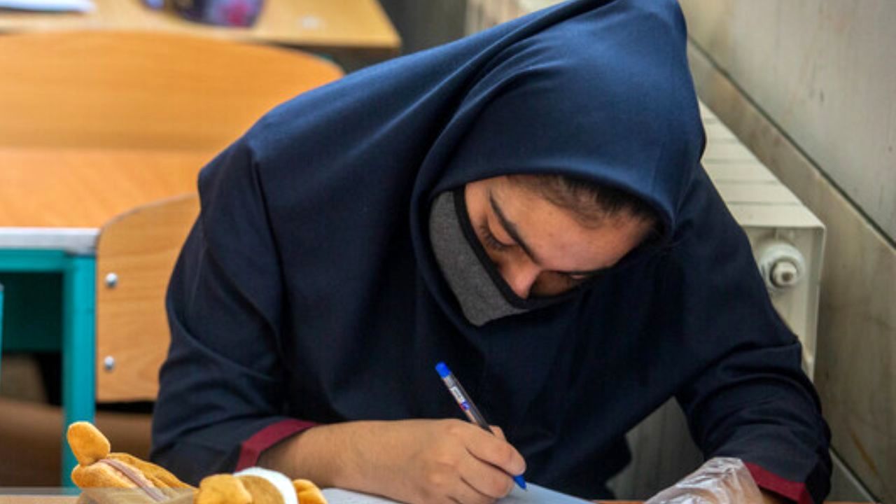 آغاز امتحانات نهایی به صورت حضوری از روز شنبه/ دانش‌آموزان کدام موارد بهداشتی را باید رعایت کنند؟