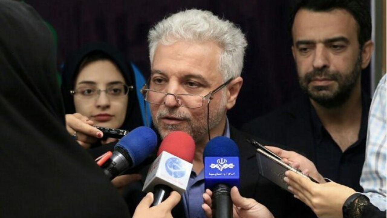می‌گویند دارو مشمول تحریم‌ها نمی‌شود اما عوام‌فریبی می‌کنند