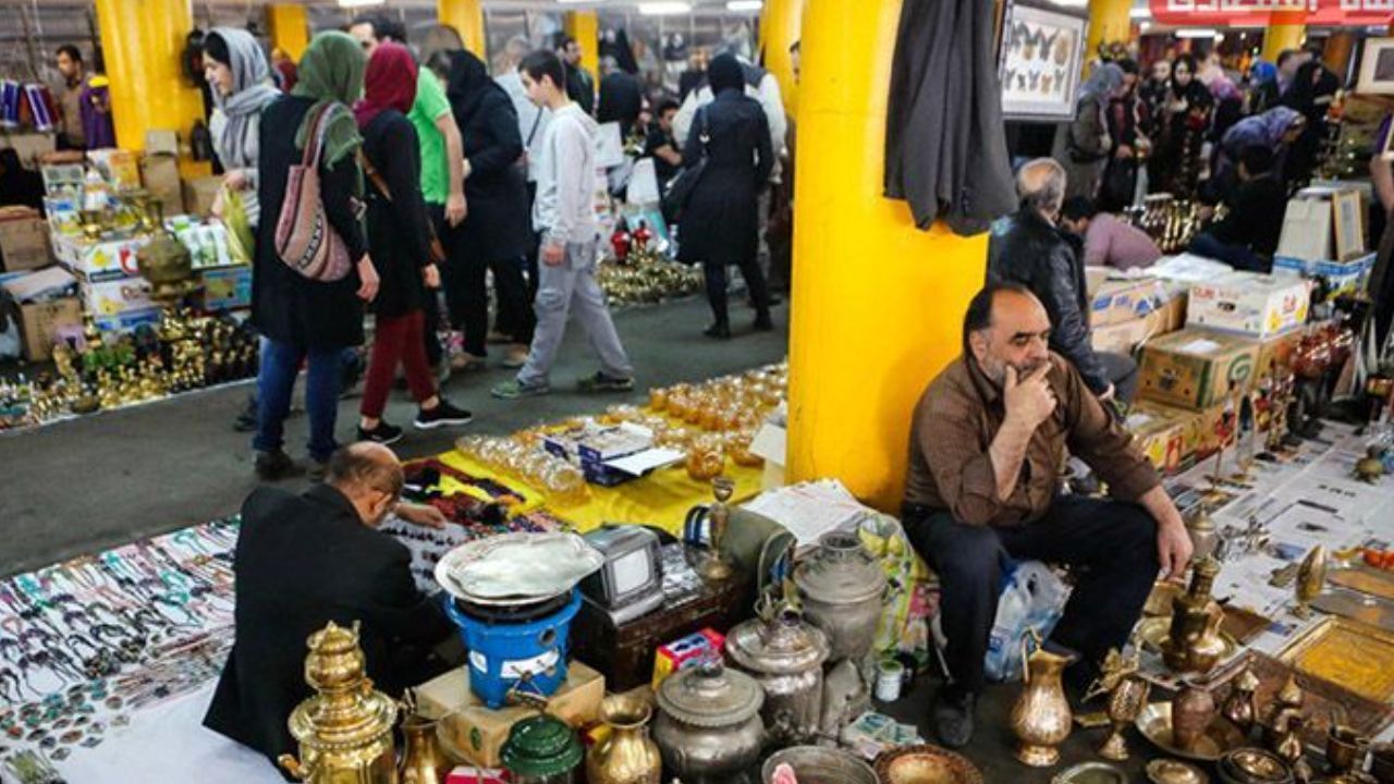 کسبه جمعه‌بازار پارکینگ پروانه به پارک شهر می‌روند؟