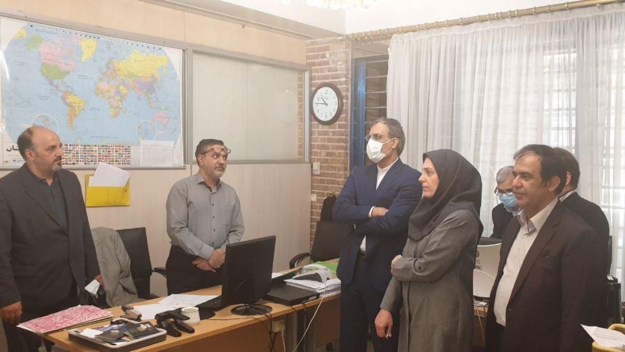 بازدید جابری انصاری از پروژه میز خدمت کنسولی وزارت خارجه+عکس