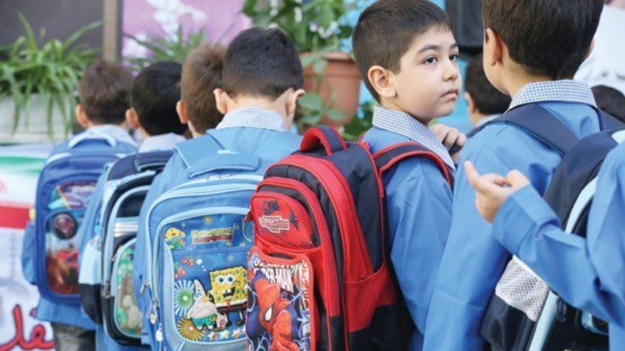 خرید کتب درسی کلاس اولی‌ها به صورت فردی و گروهی از فردا