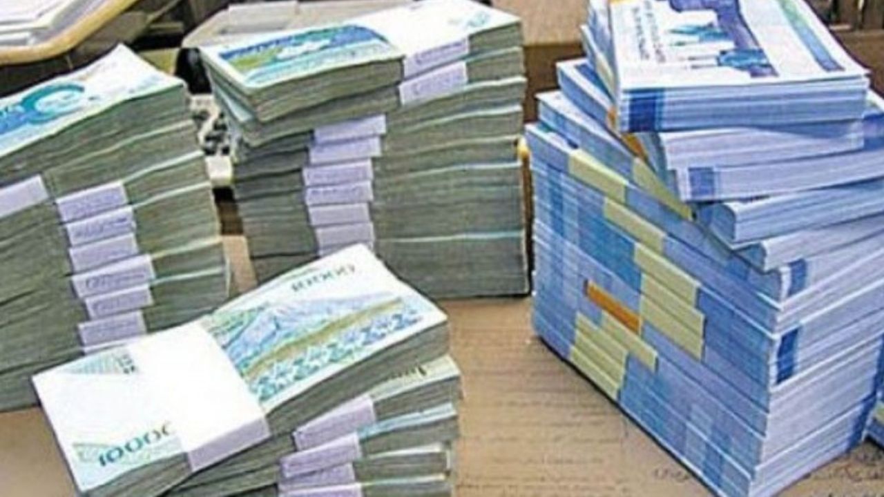60 درصد نقدینگی جامعه حاصل فعالیت بانک‌های خصوصی و تجاری است