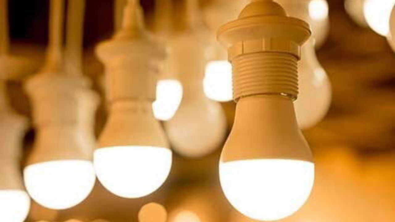 یک لامپ چگونه آلودگی آب، هوا و خاک ایجاد می‌کند؟