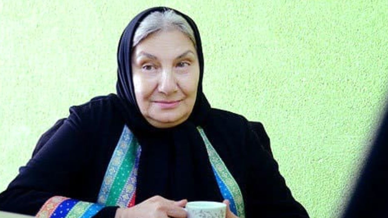 مرحوم گرجستانی در محل کار بسیار شاد بود
