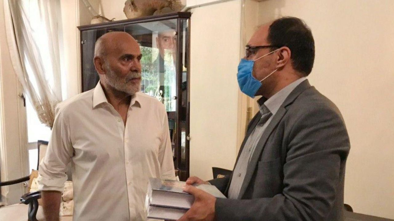 مدیرعامل موسسه هنرمندان پیشکسوت به دیدار جمشید هاشم‌پور رفت