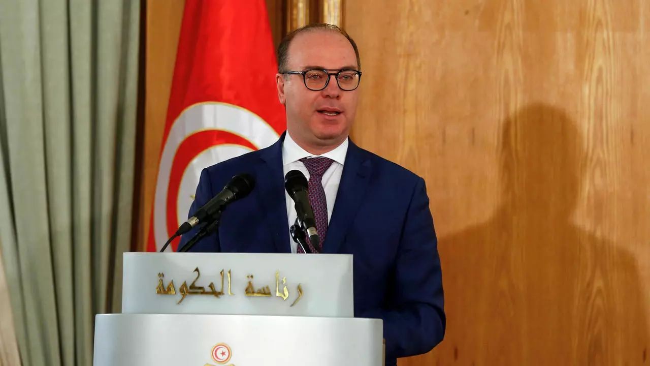نخست‌وزیر تونس استعفا کرد