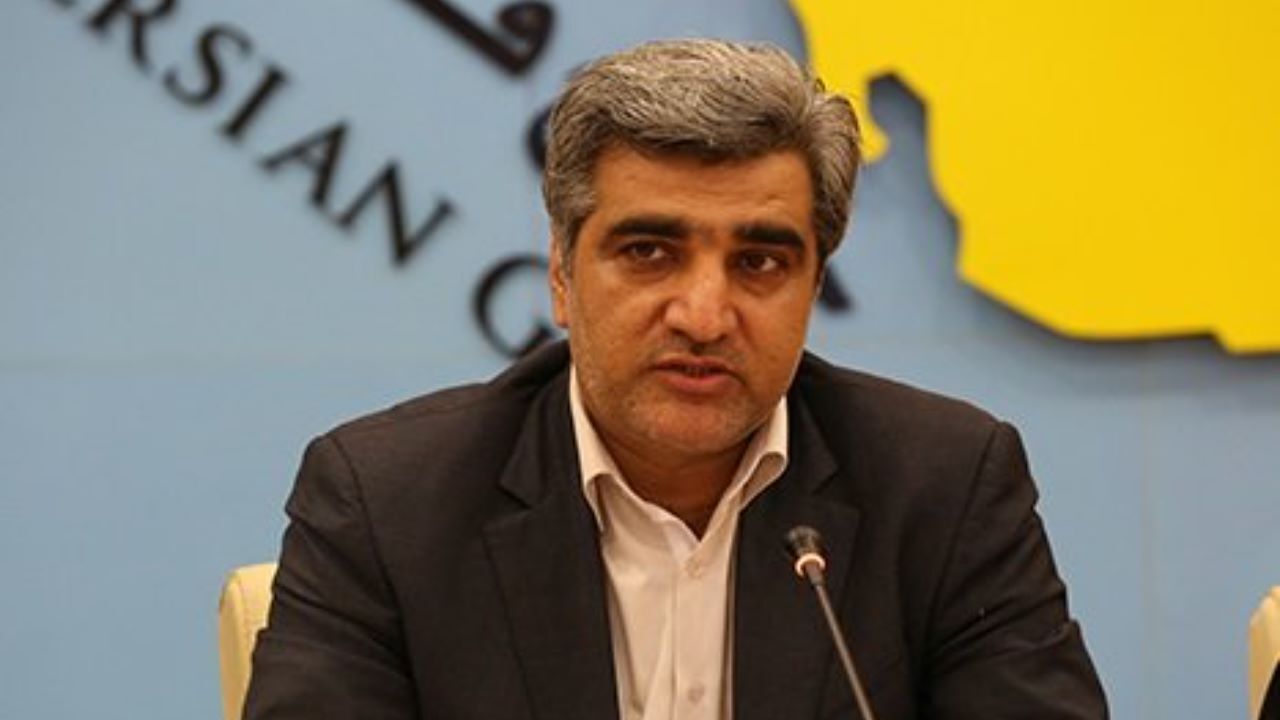 220 هزار نفر بیمه بیکاری می‌گیرند/ وزارت بهداشت هزینه درمان بیماران کرونایی را بپردازد