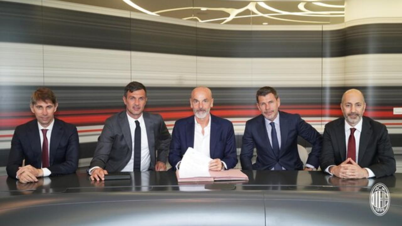 پیولی تا 2022 در میلان می‌ماند