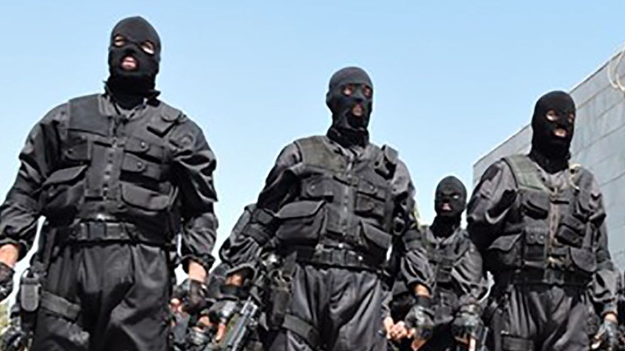 سرکرده گروهک تروریستی «تندر» چه کسی است؟ + عکس