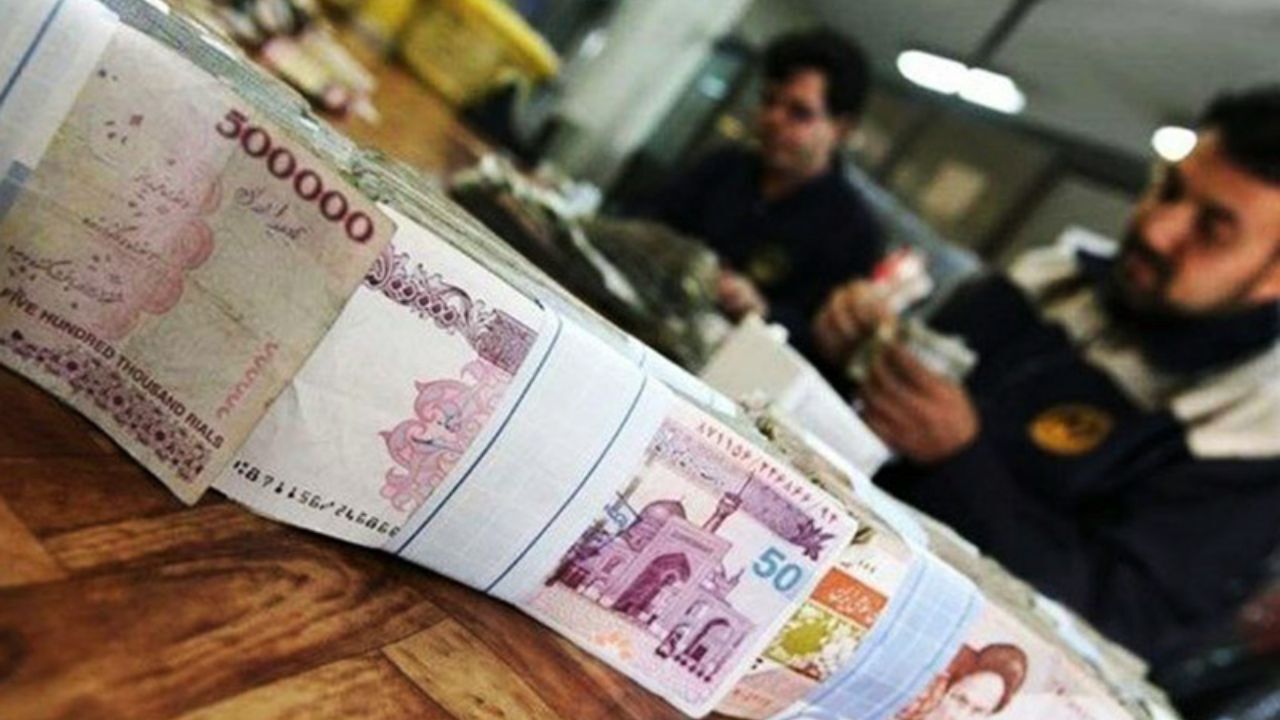 چند نفر از متقاضیان وام کرونا فاقد بیمه بودند؟