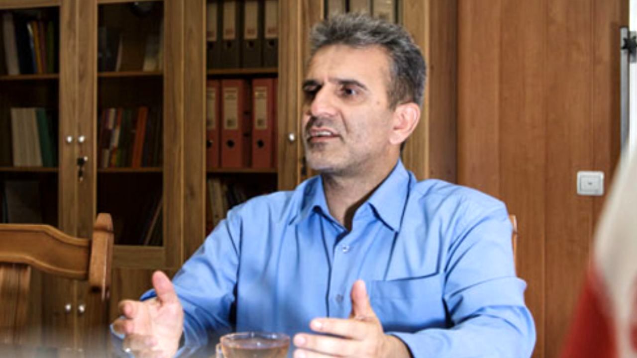 برای اصلاح باید نقد خبرنگاران را به جان خرید