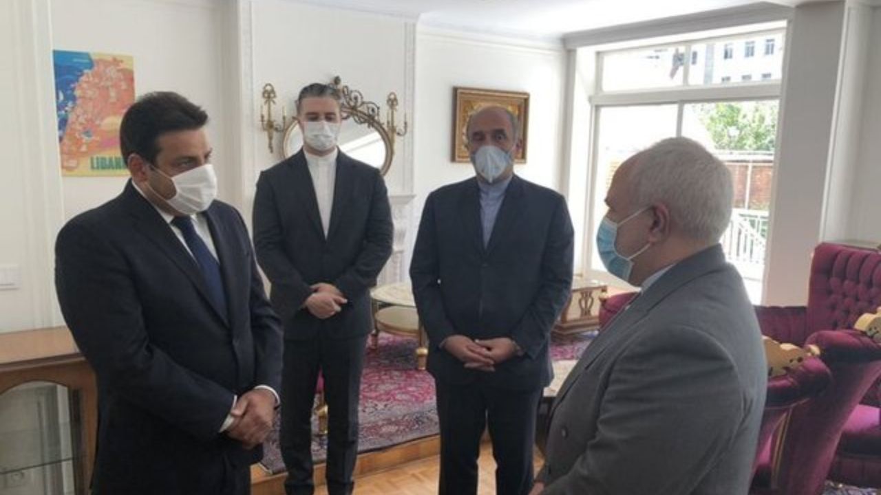 انفجار بیروت| گزارش توییتری سفیر بیروت در تهران از حضور ظریف در سفارت لبنان