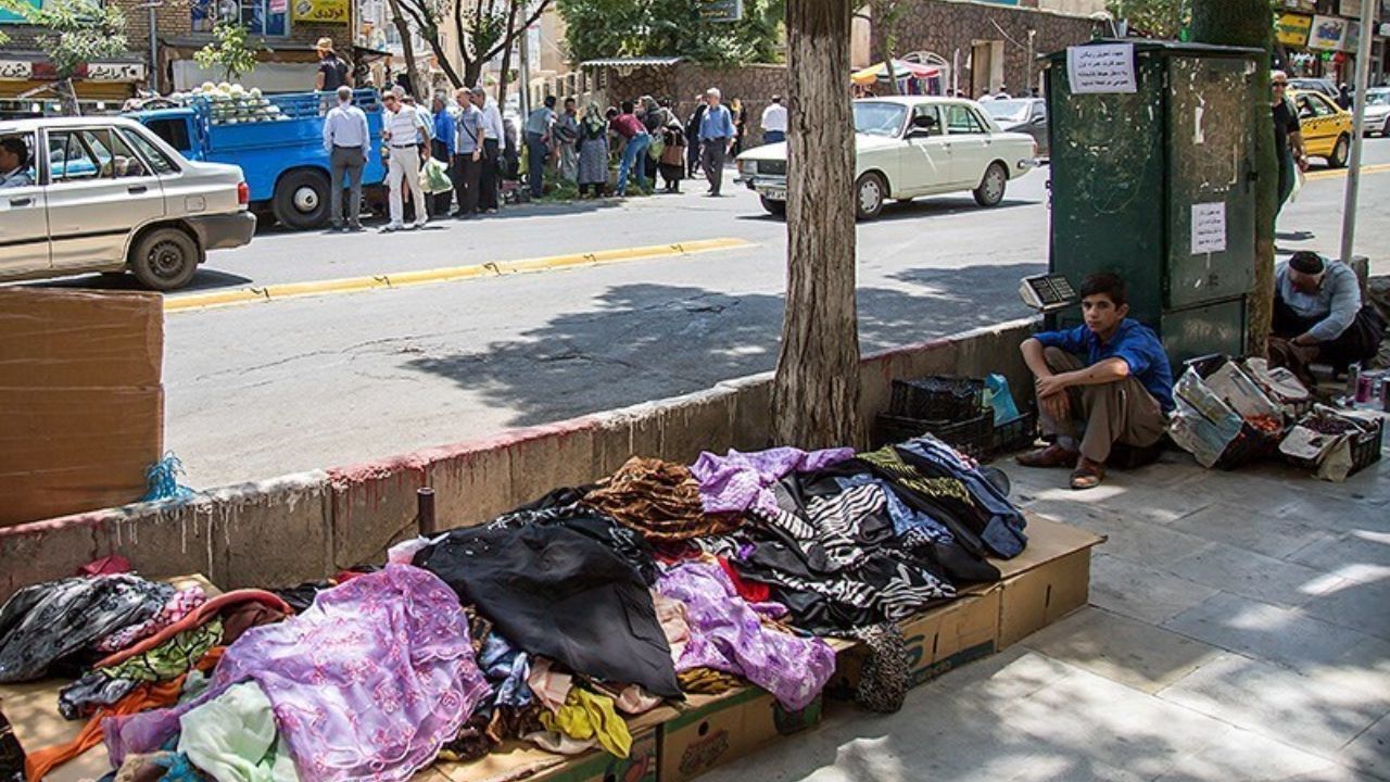 پارکینگ پروانه به بنیاد مستضعفان تحویل داده شد