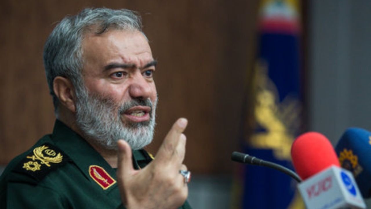 ضرورت تبیین مبانی انقلاب اسلامی و دفاع مقدس برای نسل جوان