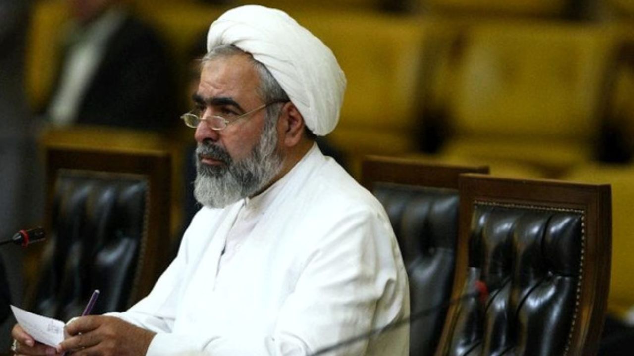 نام اطلاعاتی روح‌الله حسینیان «خسرو خوبان» بود / حامی خاتمی و دلباخته سعید امامی