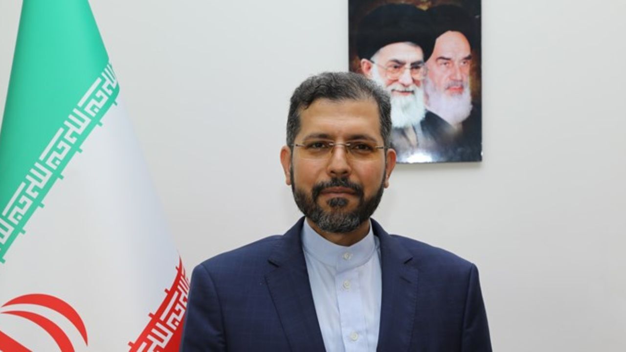 جلال آل‌احمد در جدال همیشگی بین دوگانگی‌ها، همواره حقیقت را برمی‌گزید