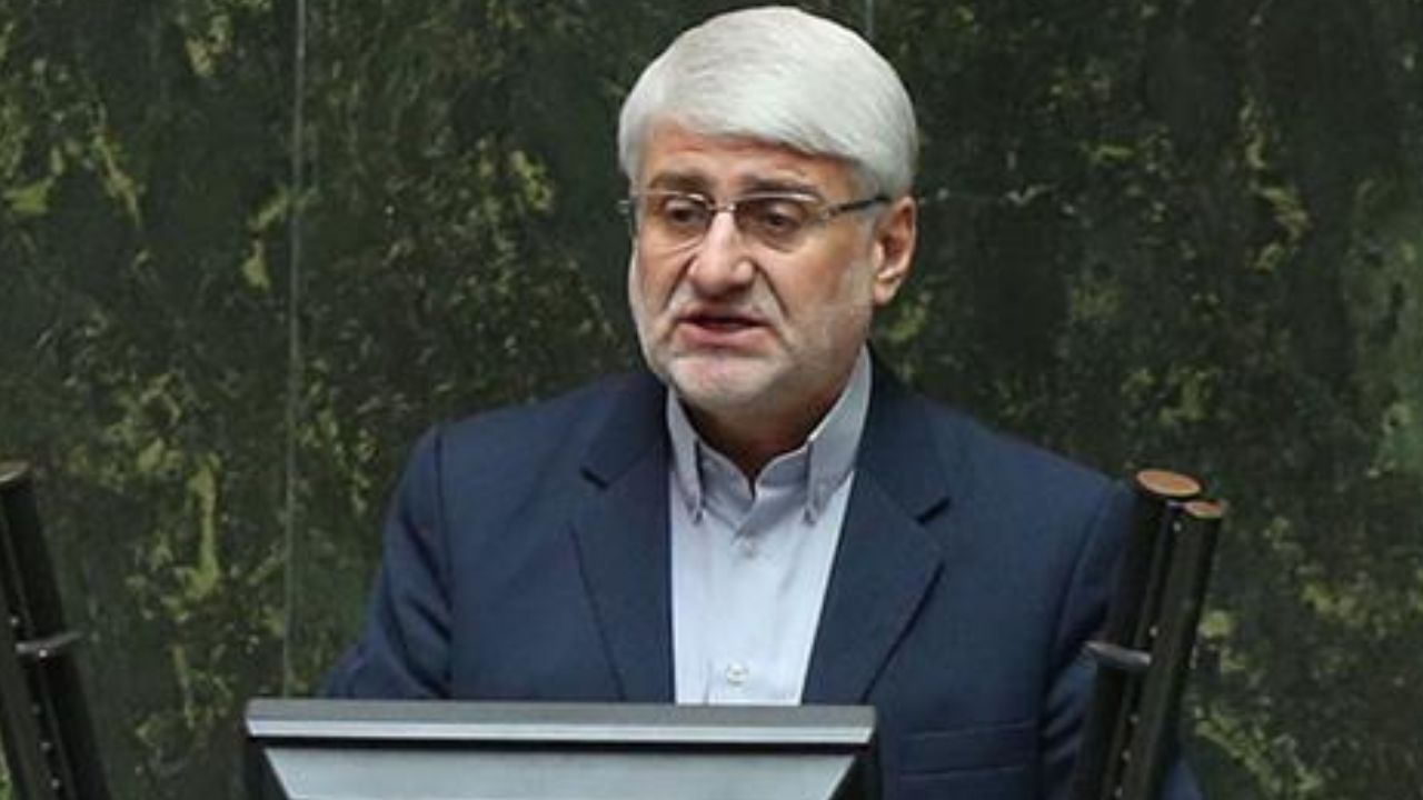 وضعیت بازار بورس در جلسه غیرعلنی بررسی می‌شود