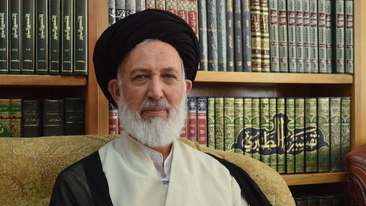 فقیه پیشرو / آیت‌الله صانعی در مسائل اجتماعی بر تطبیق احکام فقهی با شرایط روز تأکید داشت
